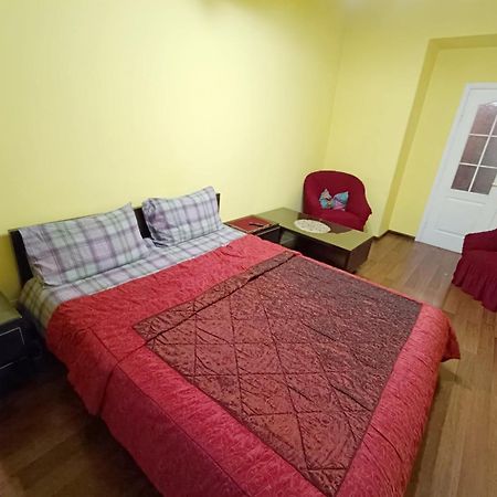 Apartment Anna Lviv Eksteriør billede