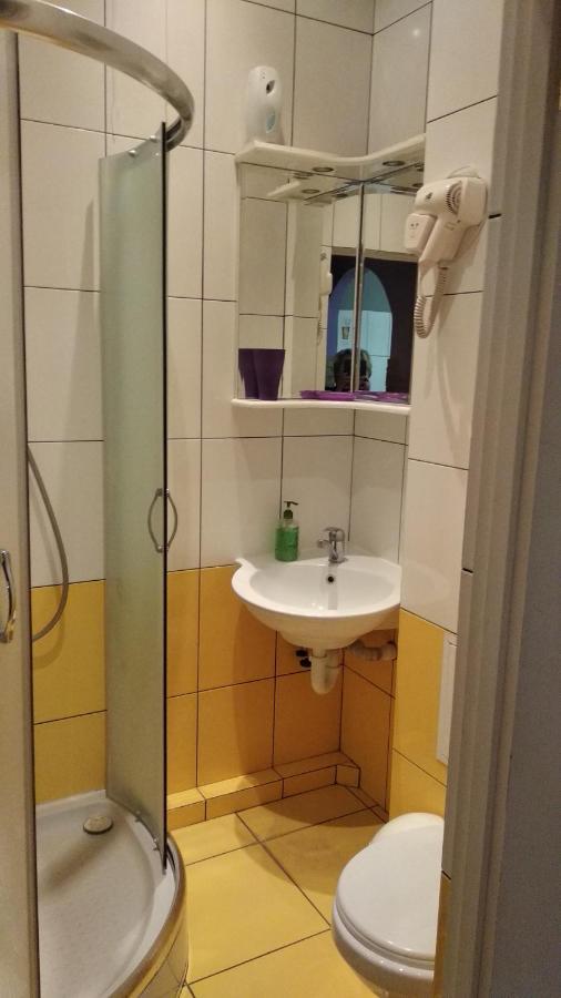 Apartment Anna Lviv Eksteriør billede