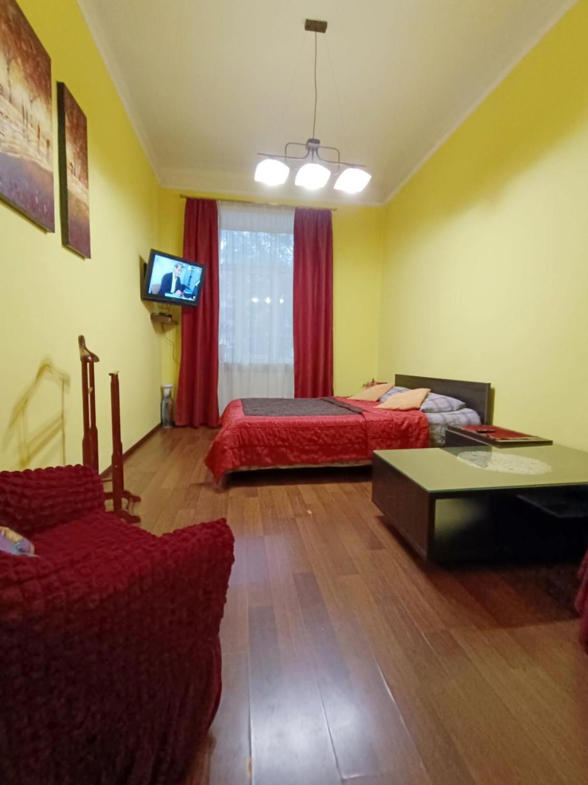 Apartment Anna Lviv Eksteriør billede