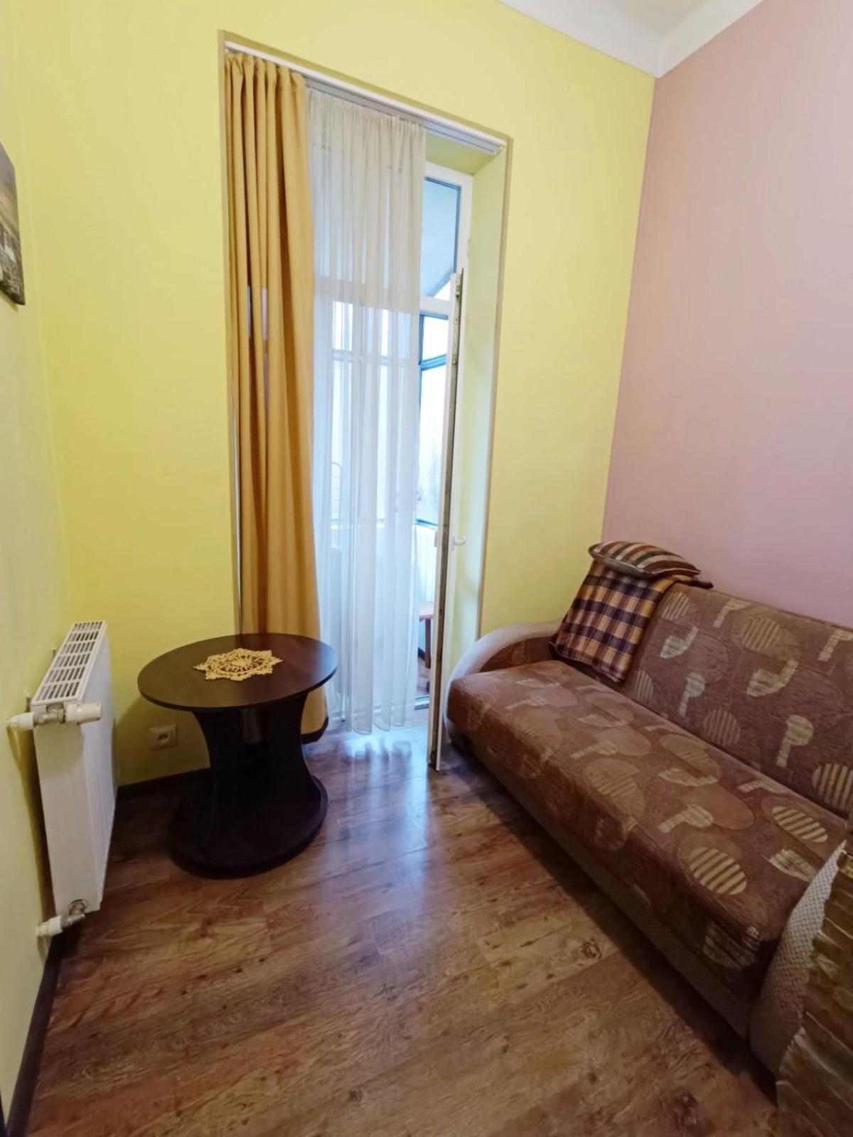 Apartment Anna Lviv Eksteriør billede